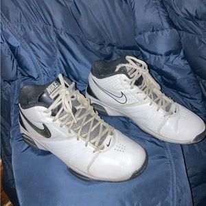Nike  Air Visi Pro 2 White Black Basketball Shoes Leather